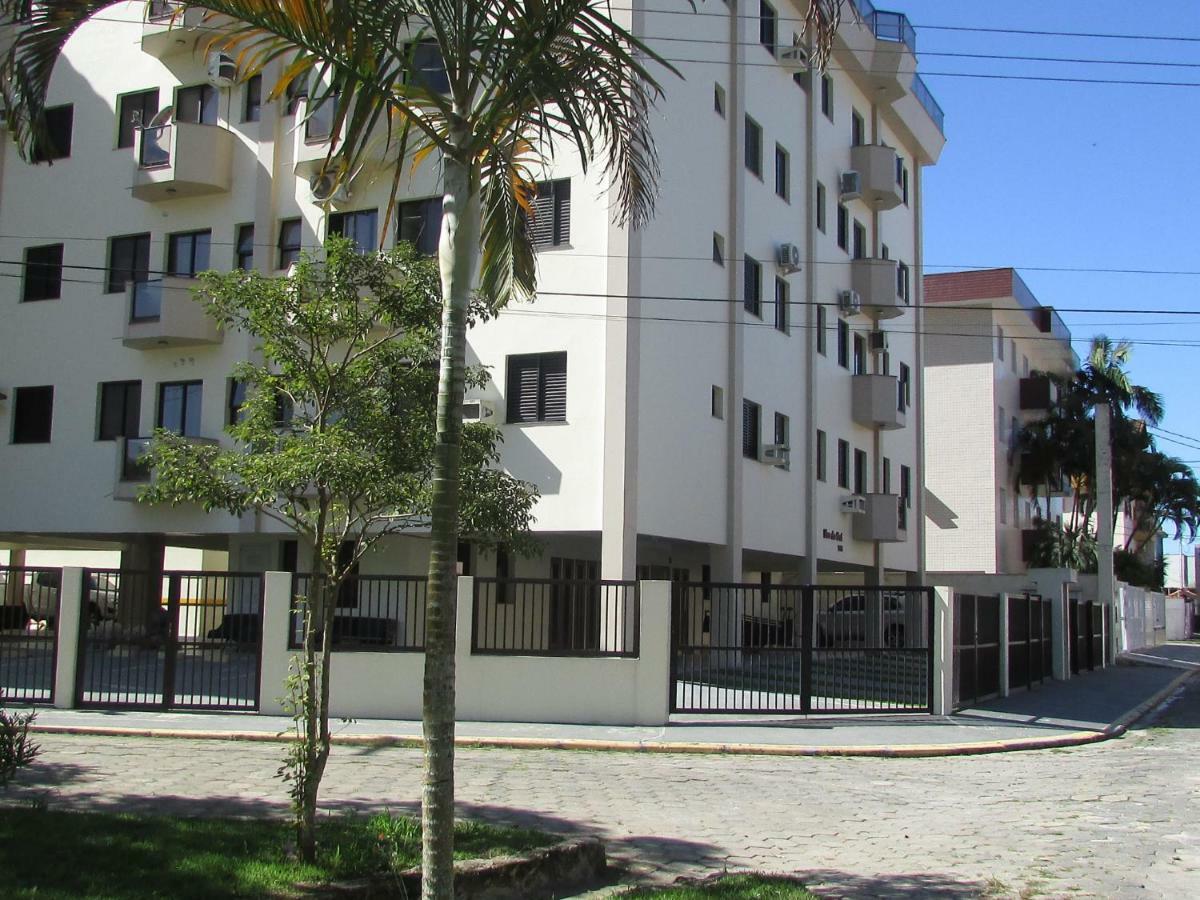 Ferienwohnung Apto. Aconchegante Proximo A Praia Ubatuba Exterior foto